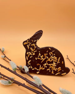 Osterhase mit Mandeln